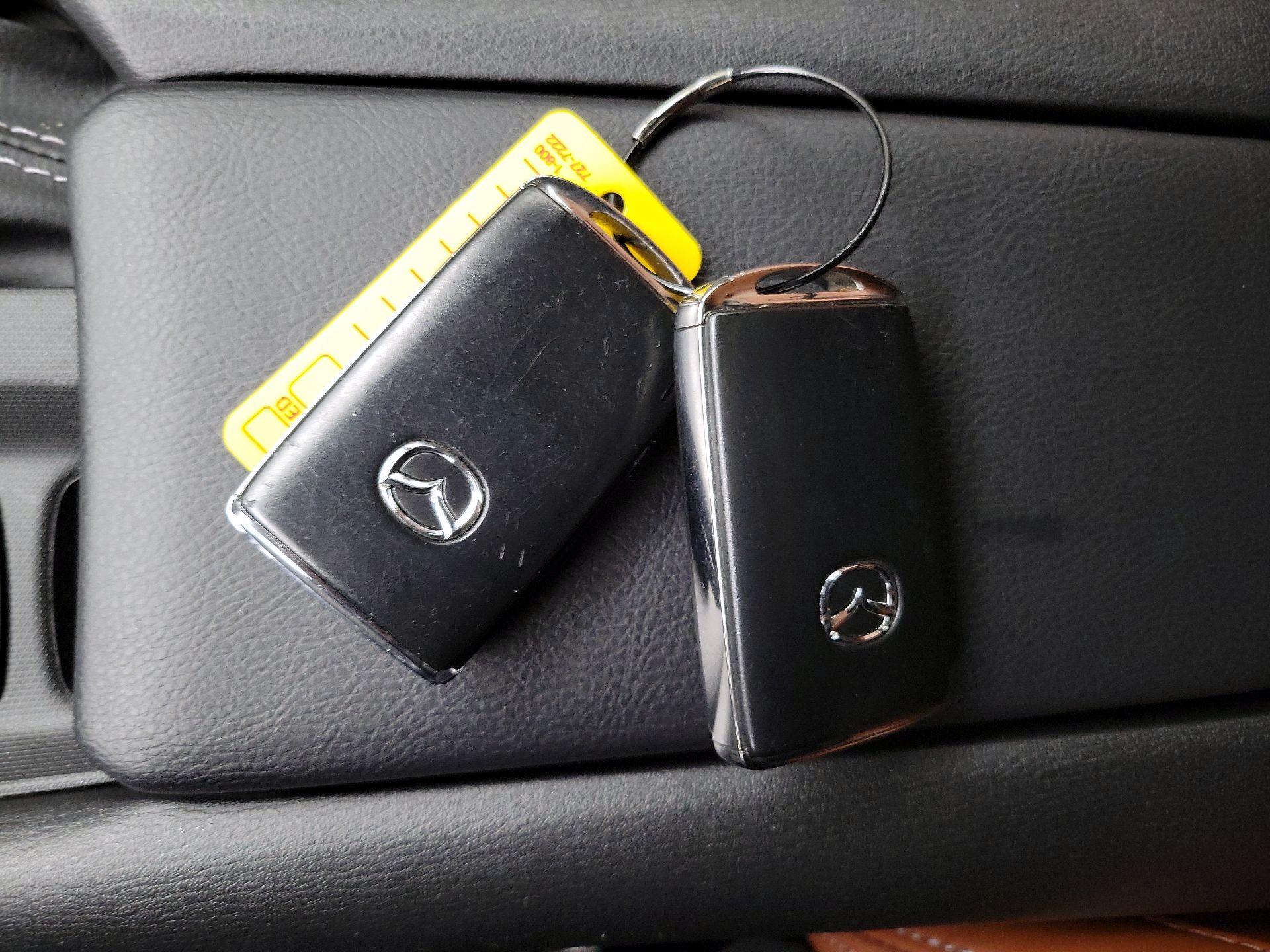 Thumbnail: 2022 Mazda MX-5 Miata - 20