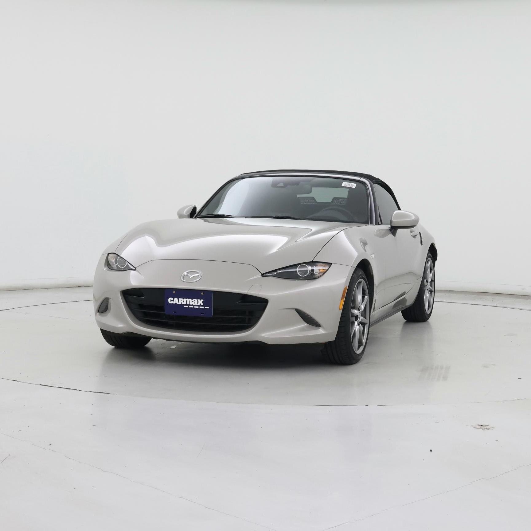 Thumbnail: 2022 Mazda MX-5 Miata - 4