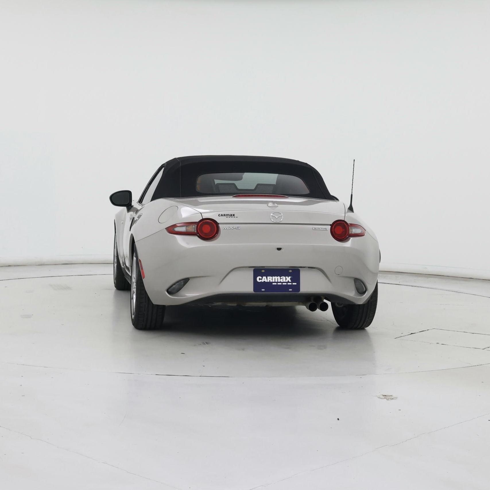 Thumbnail: 2022 Mazda MX-5 Miata - 6