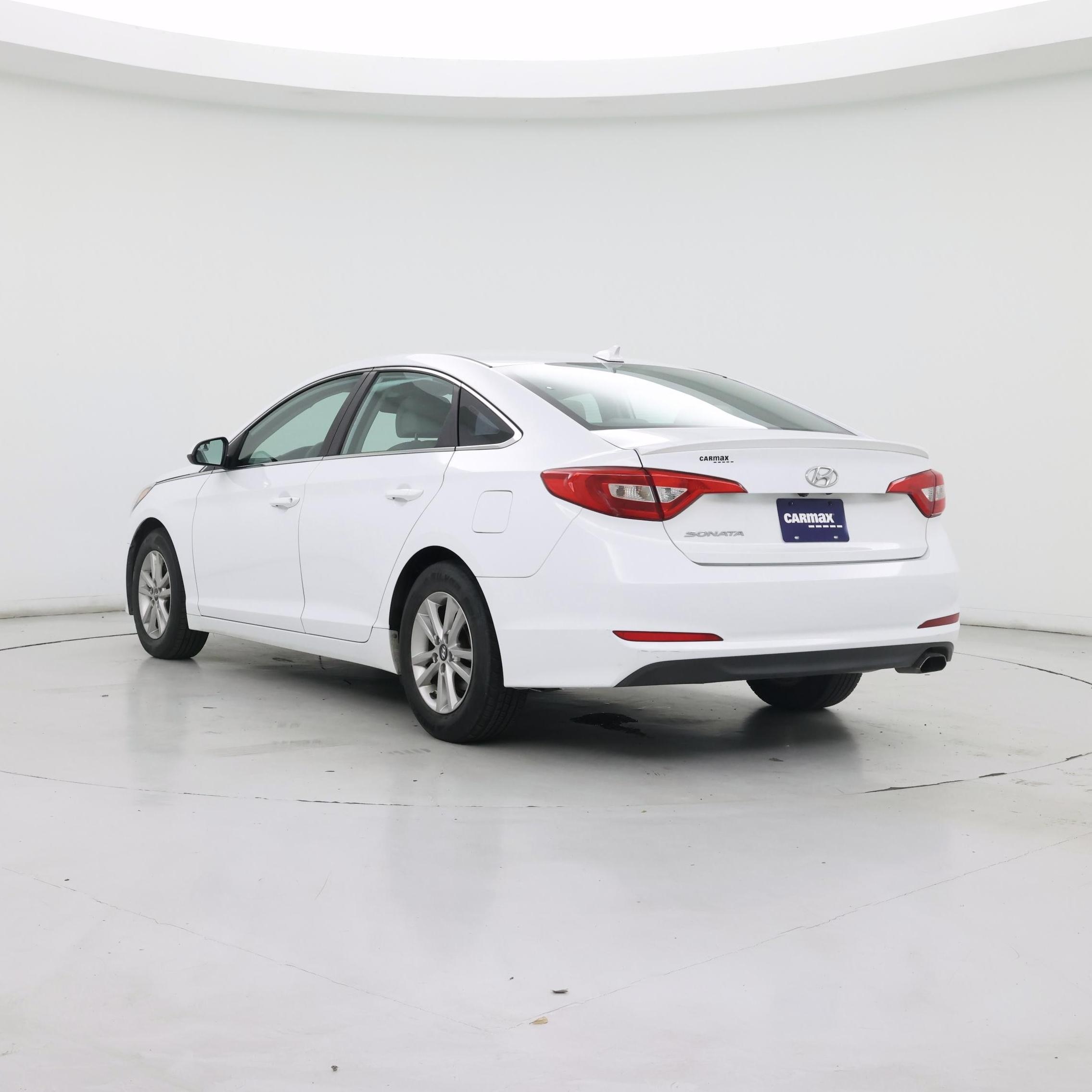 Thumbnail: 2016 Hyundai Sonata - 2