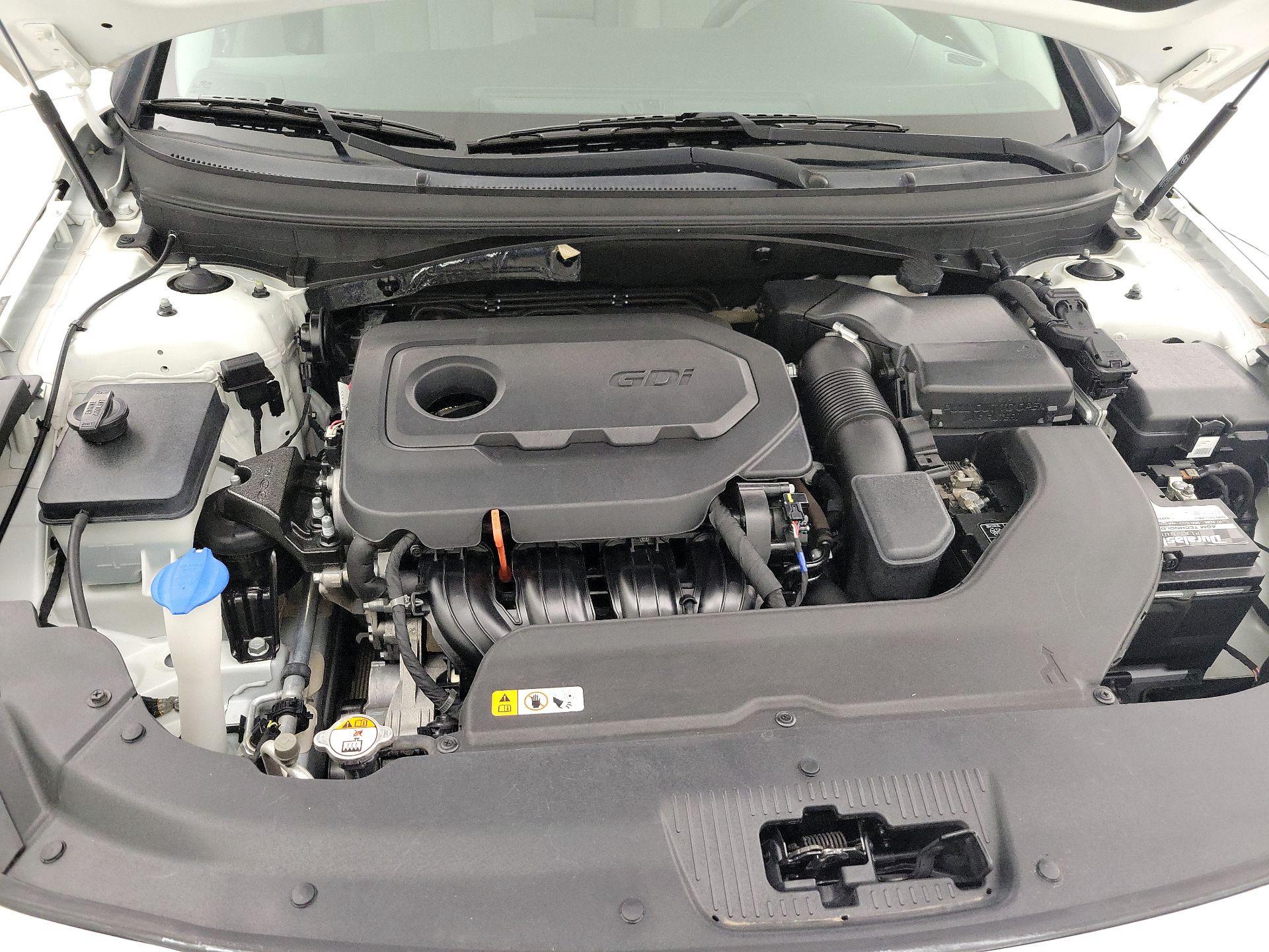 Thumbnail: 2016 Hyundai Sonata - 19