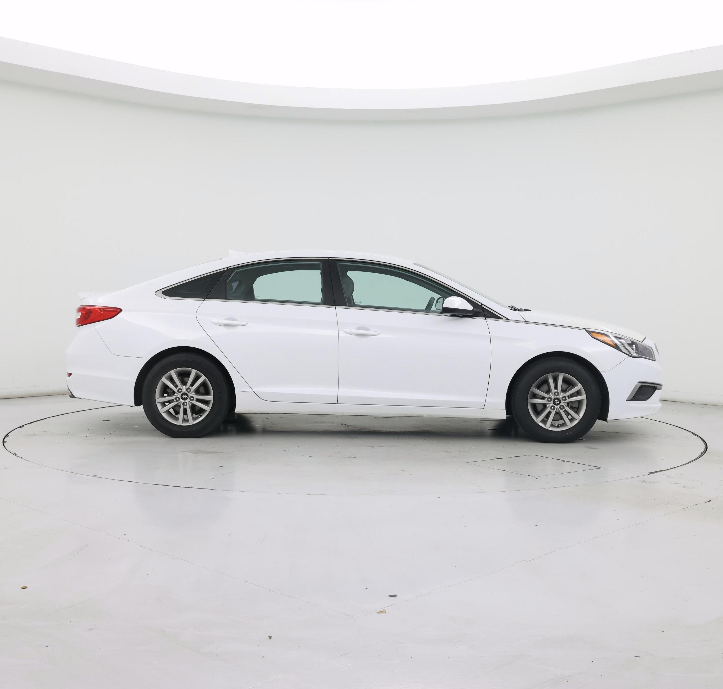 Thumbnail: 2016 Hyundai Sonata - 7