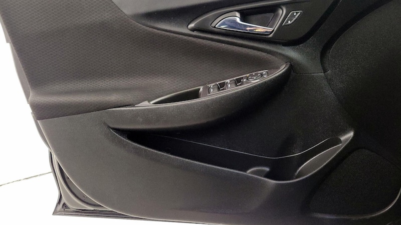 2021 Chevrolet Malibu RS 12