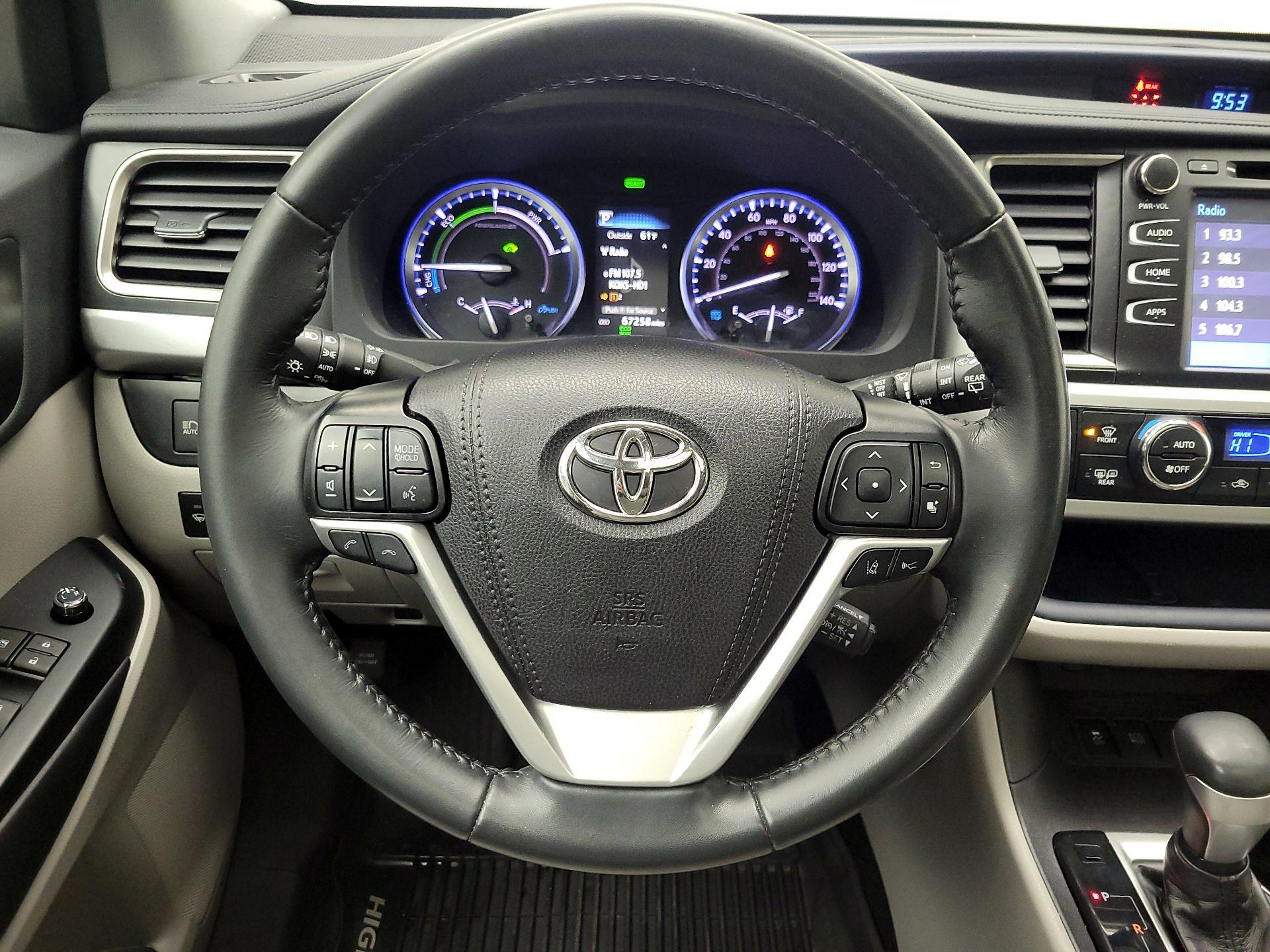 Thumbnail: 2019 Toyota Highlander - 10