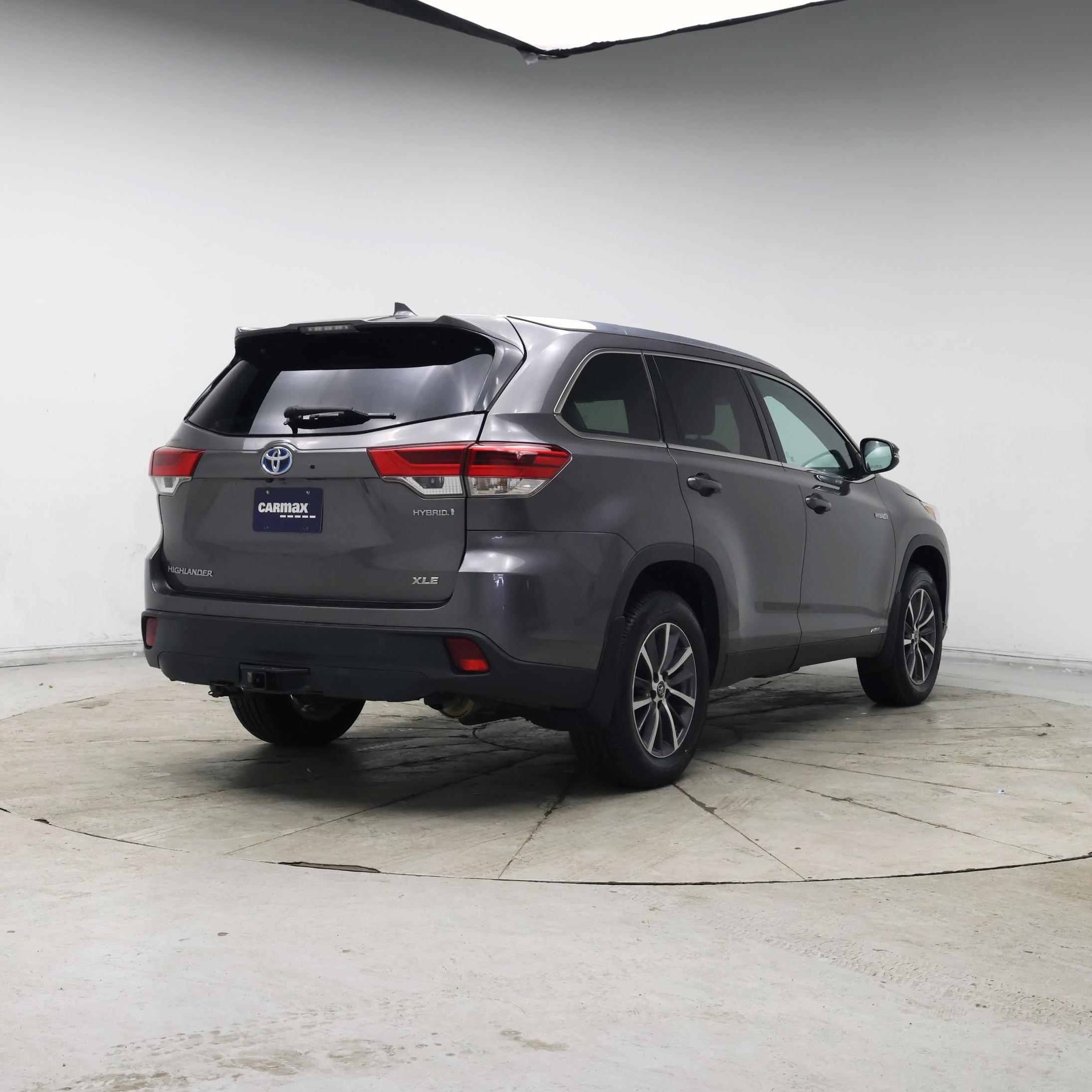 Thumbnail: 2019 Toyota Highlander - 8