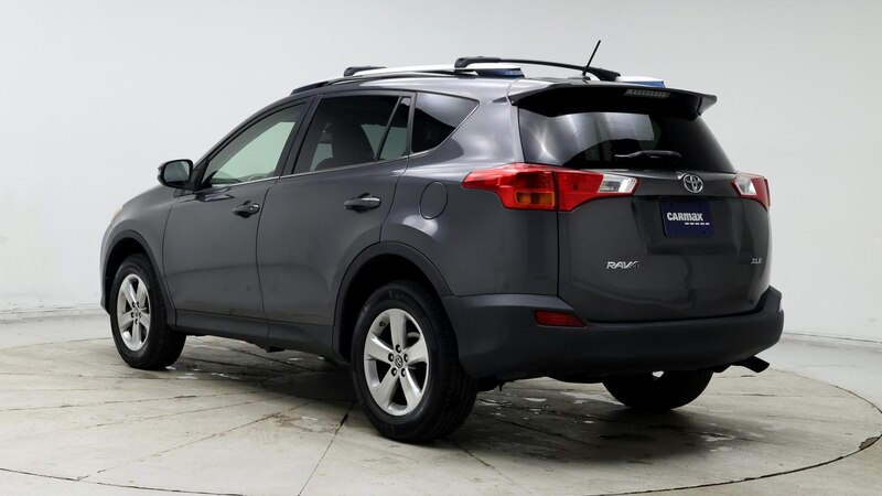 2015 Toyota RAV4 XLE 2