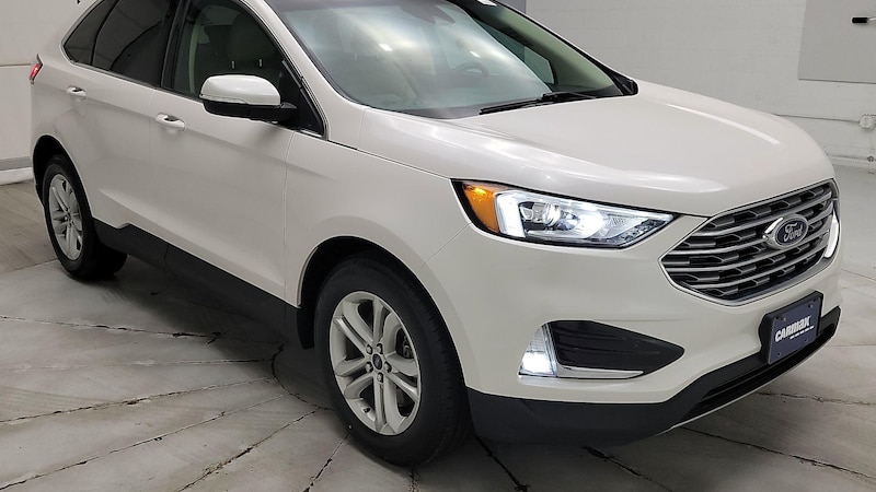 2019 Ford Edge SEL Hero Image