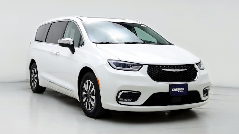 2023 Chrysler Pacifica Hybrid Limited Hero Image