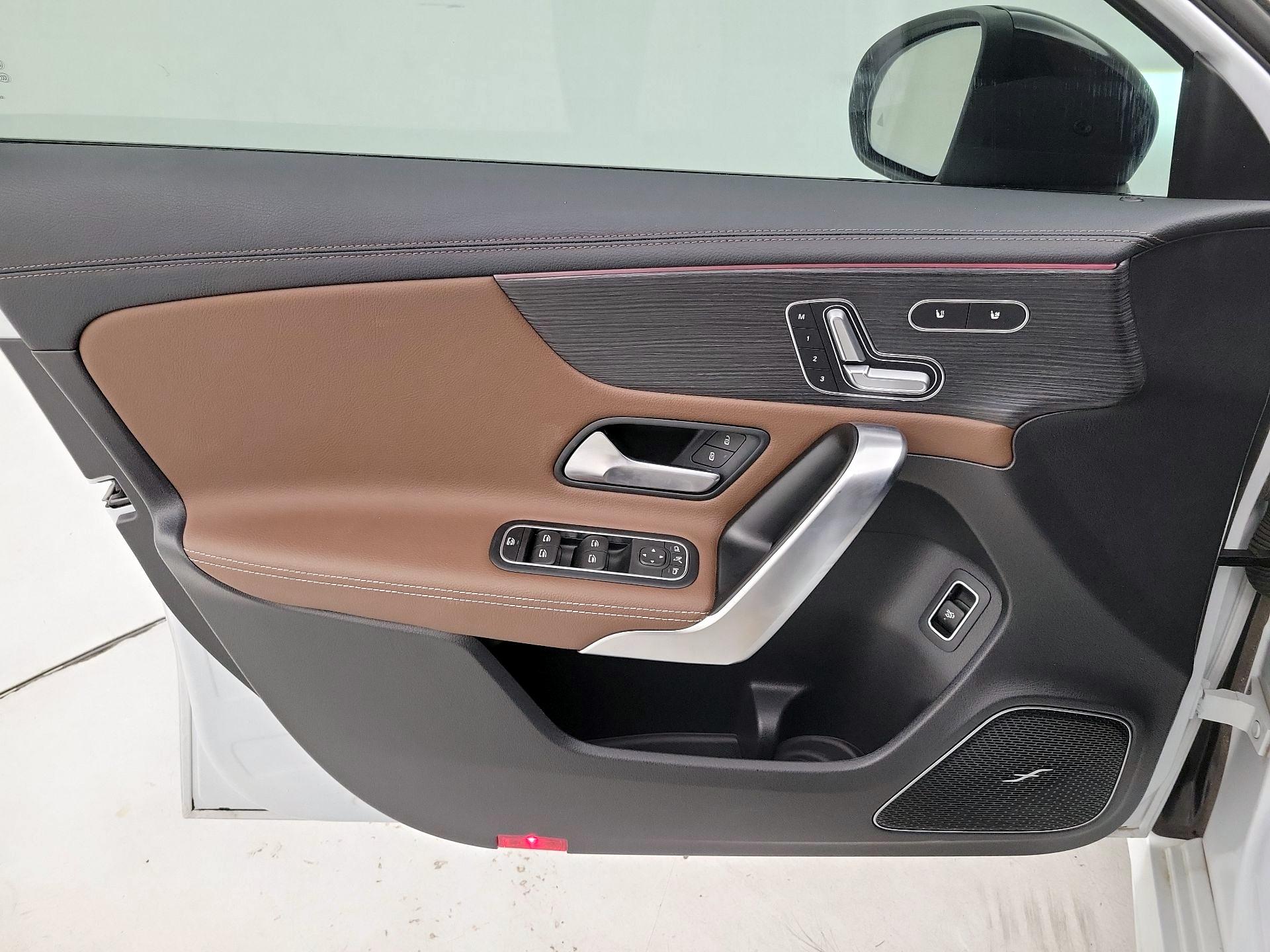 Thumbnail: 2021 Mercedes-Benz A-Class - 12