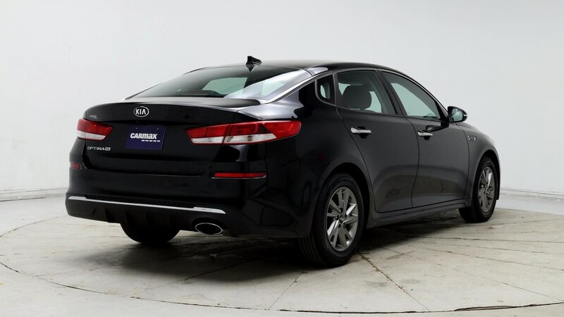 2019 Kia Optima LX 8