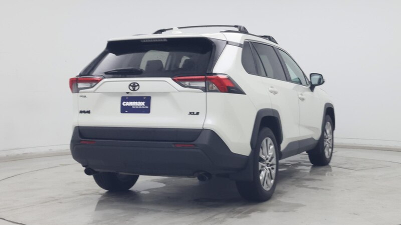2021 Toyota RAV4 XLE Premium 8