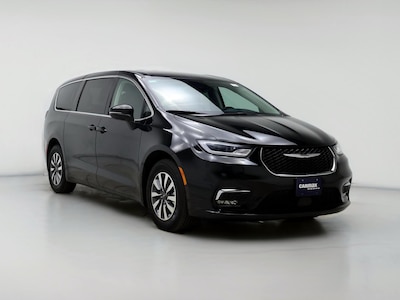 2023 Chrysler Pacifica Hybrid Touring L -
                Littleton, CO