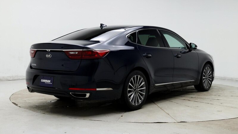 2018 Kia Cadenza Premium 8