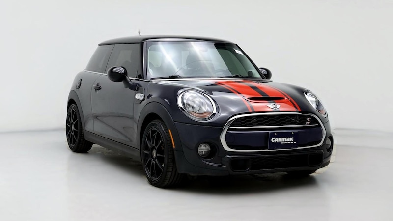 2015 MINI Cooper Hardtop S Hero Image