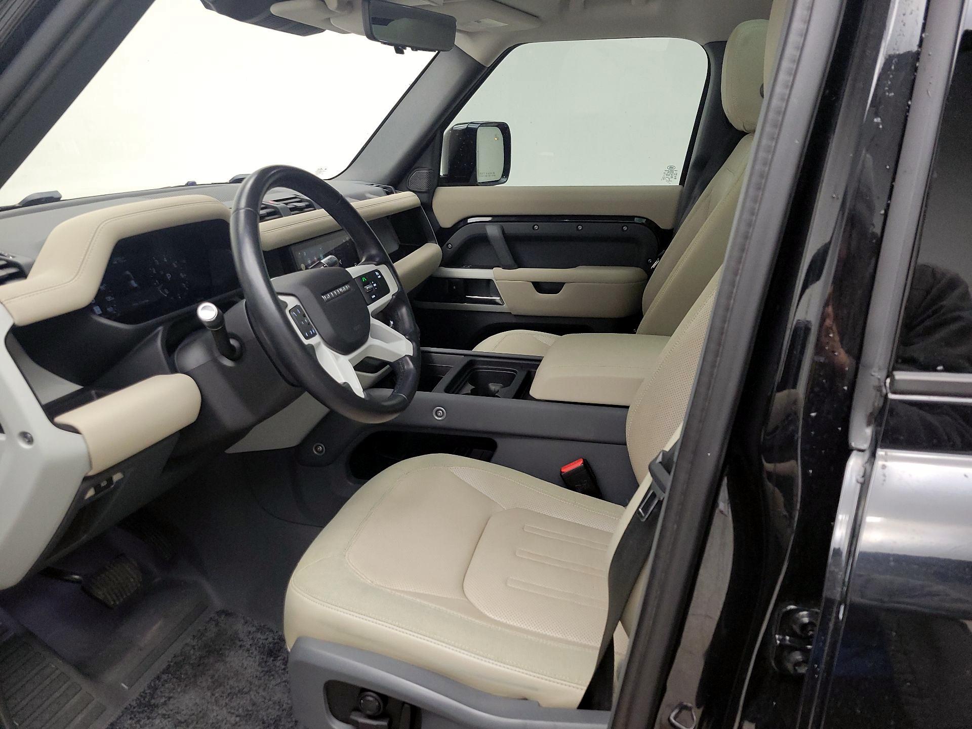 Thumbnail: 2021 Land Rover Defender - 11