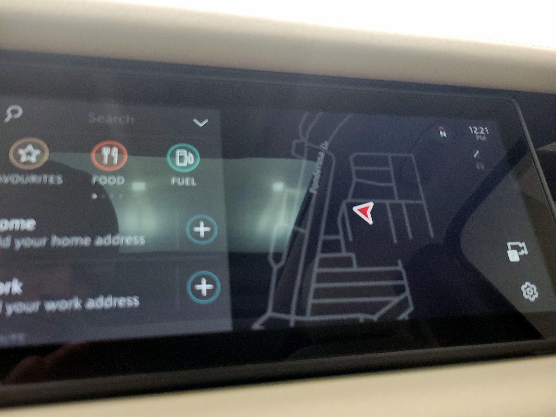 Thumbnail: 2021 Land Rover Defender - 14