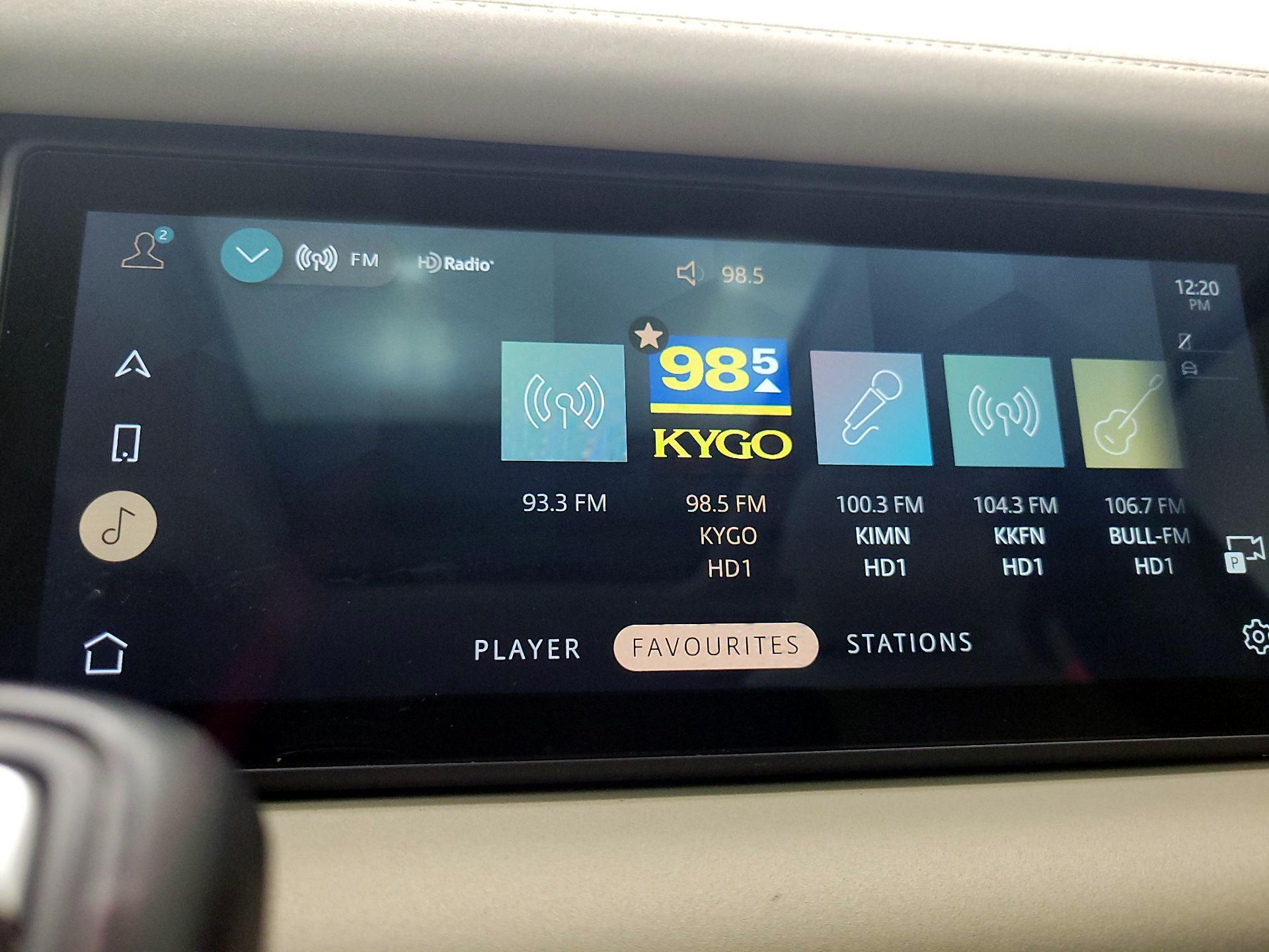 Thumbnail: 2021 Land Rover Defender - 16