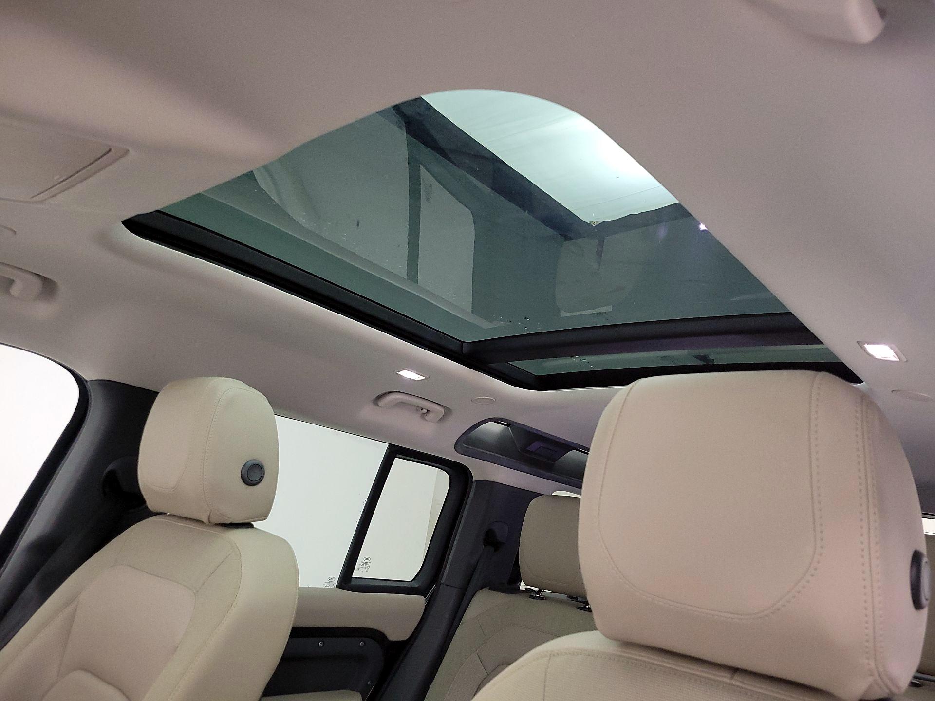 Thumbnail: 2021 Land Rover Defender - 20