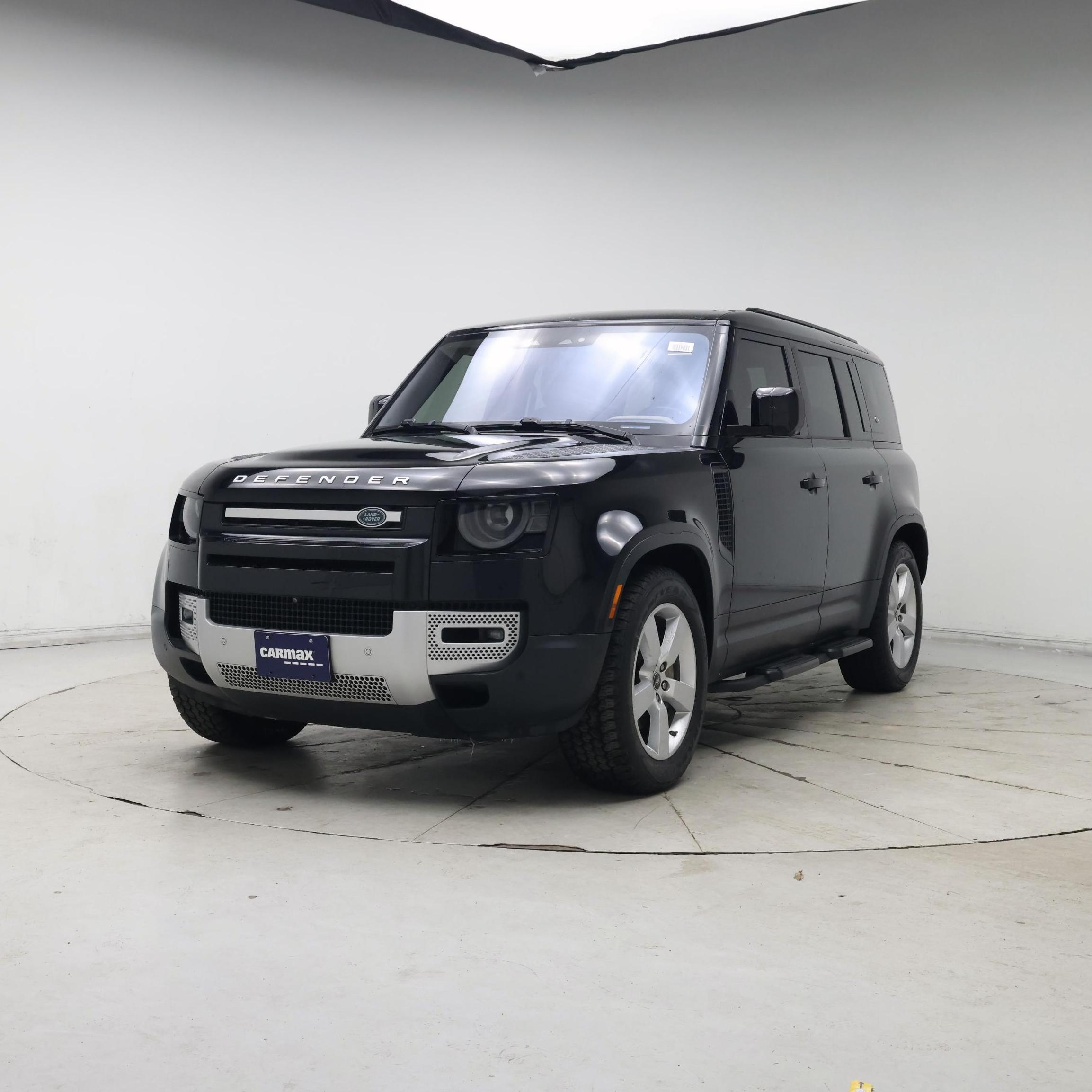 Thumbnail: 2021 Land Rover Defender - 4