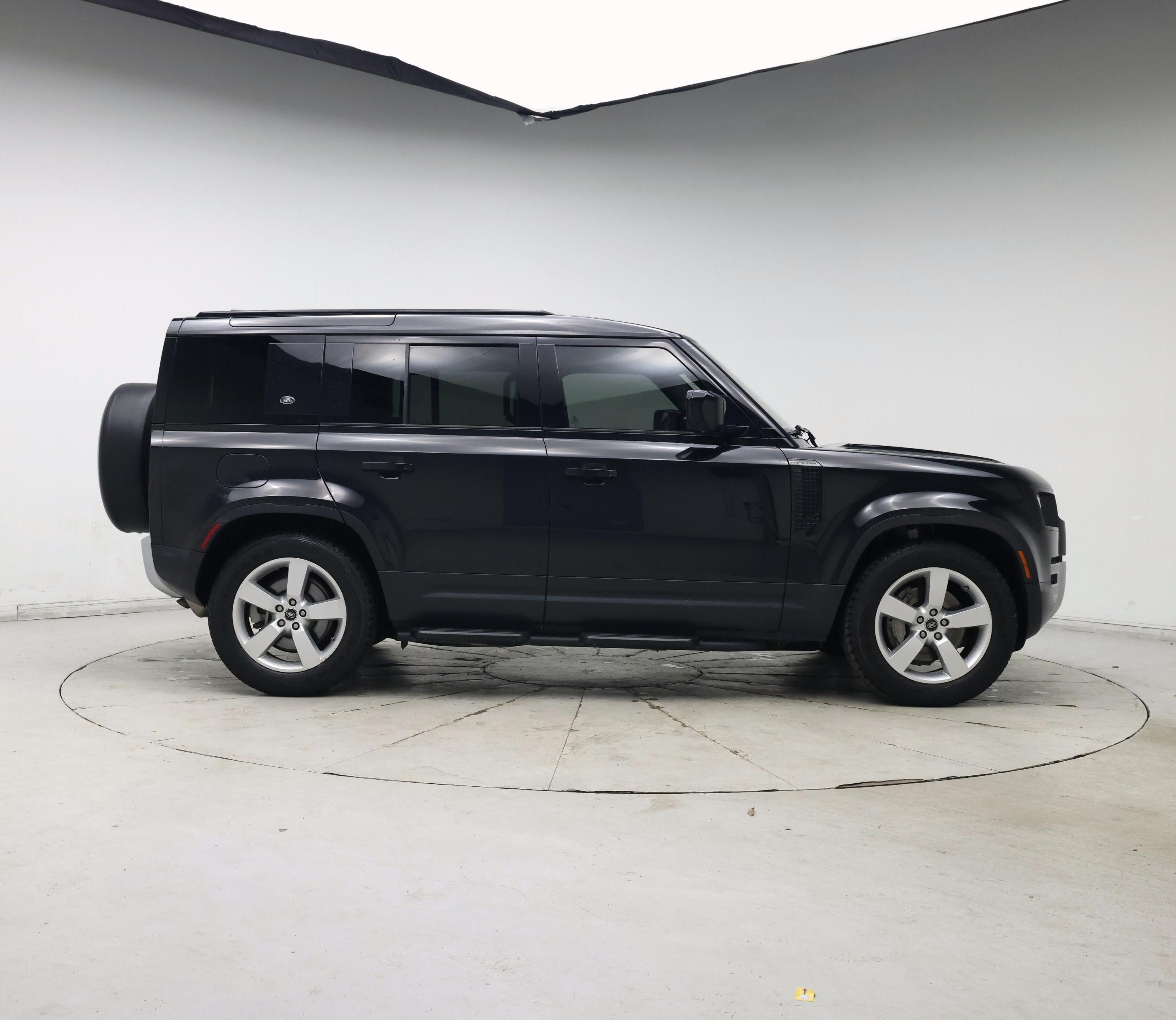 Thumbnail: 2021 Land Rover Defender - 7