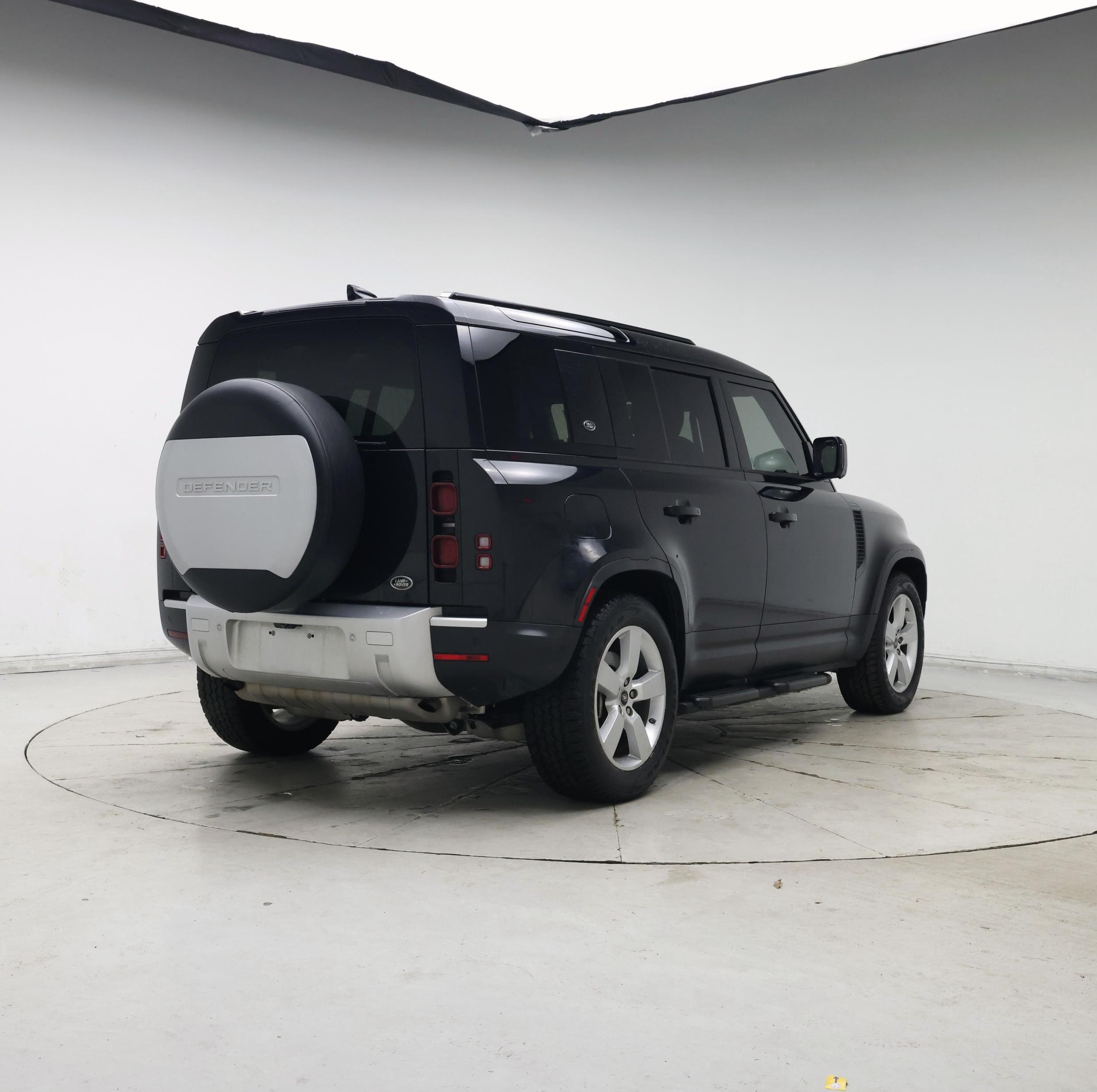 Thumbnail: 2021 Land Rover Defender - 8