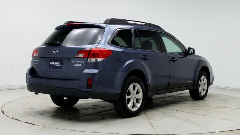 2013 Subaru Outback Premium 8