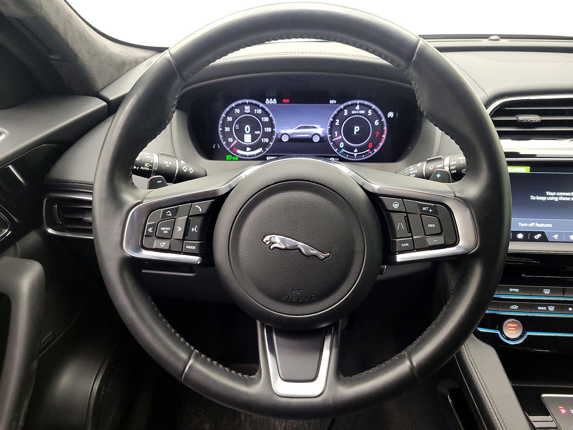 Thumbnail: 2020 Jaguar F-Pace - 10