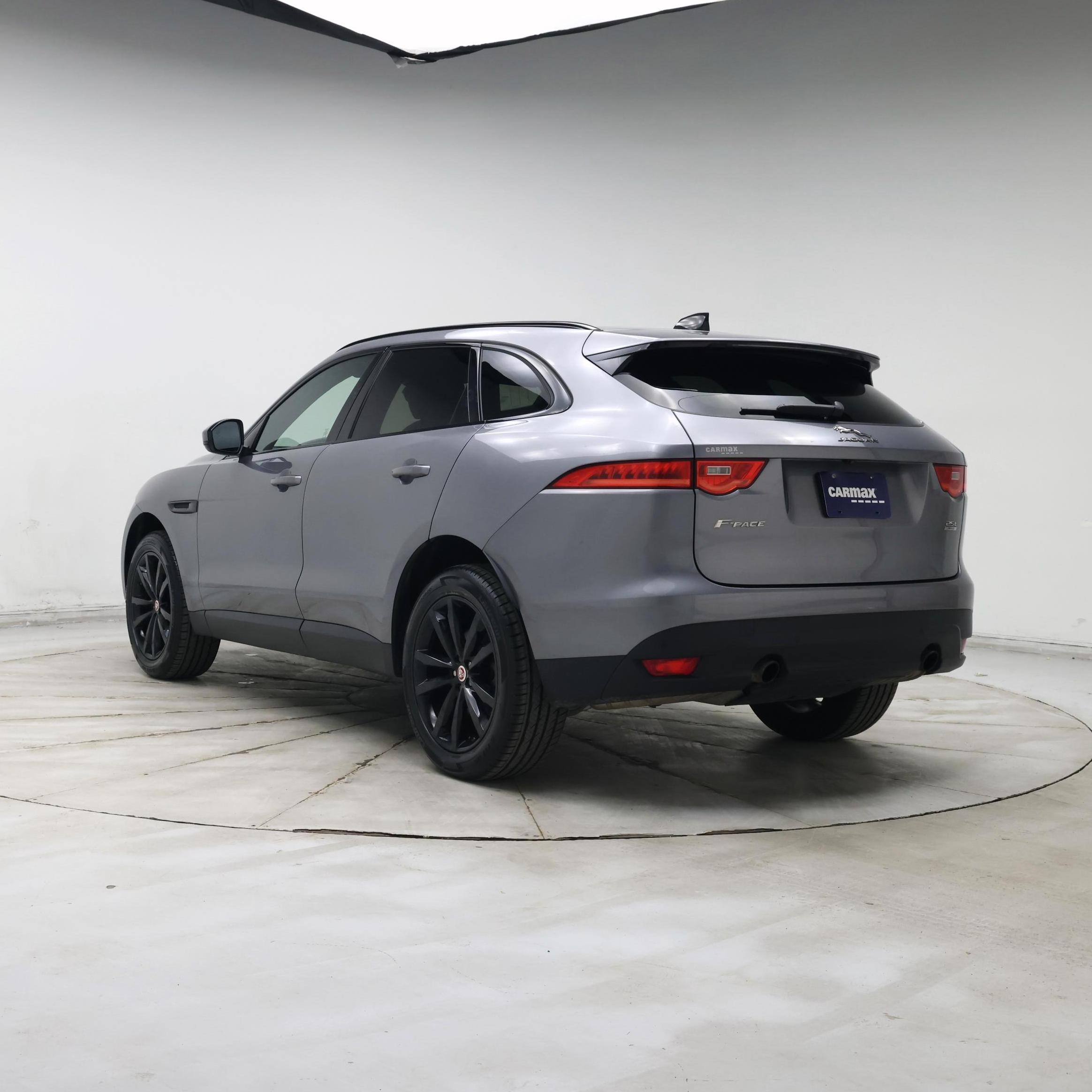 Thumbnail: 2020 Jaguar F-Pace - 2