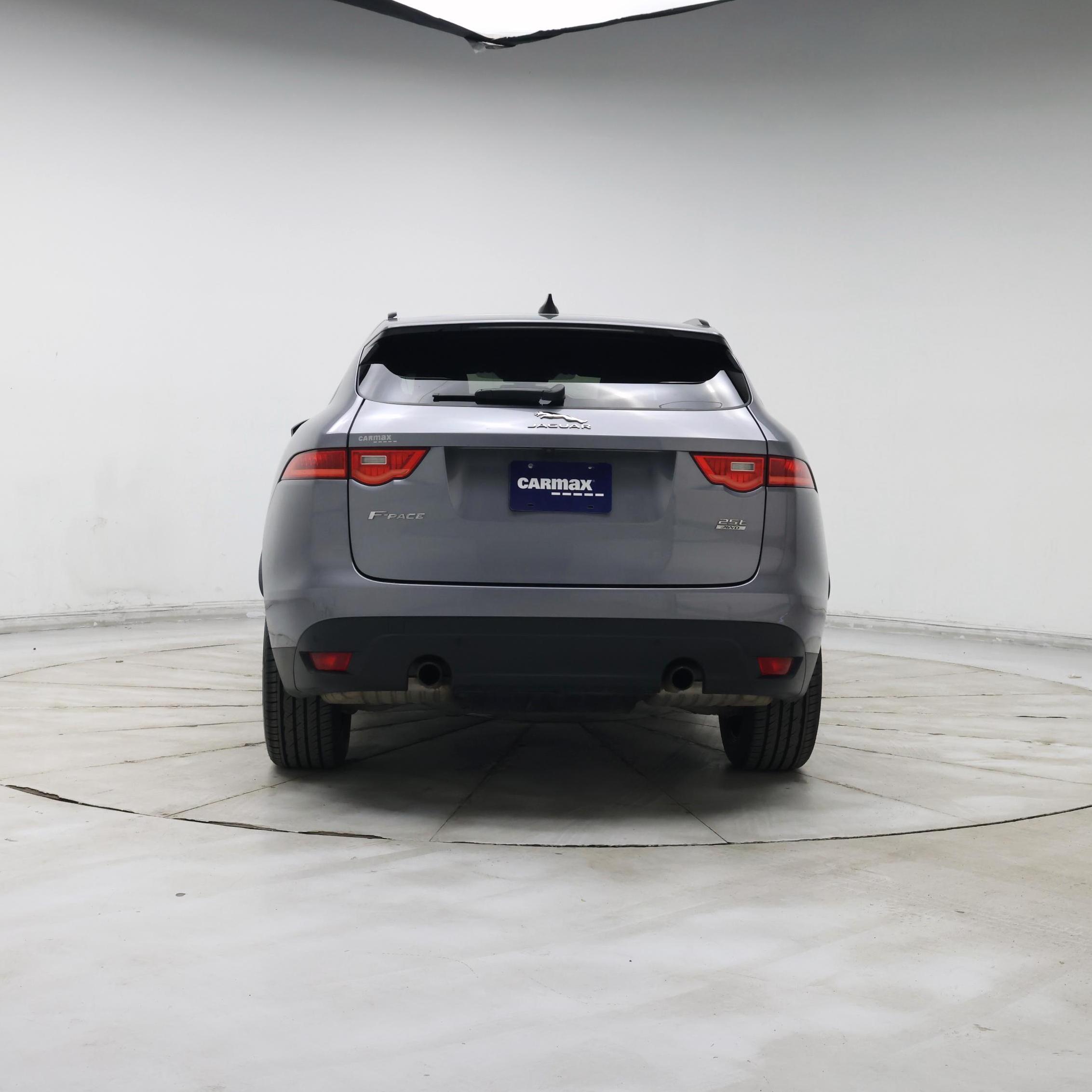 Thumbnail: 2020 Jaguar F-Pace - 6