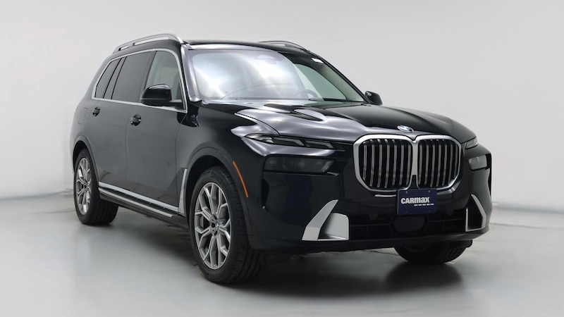 2024 BMW X7 xDrive40i Hero Image
