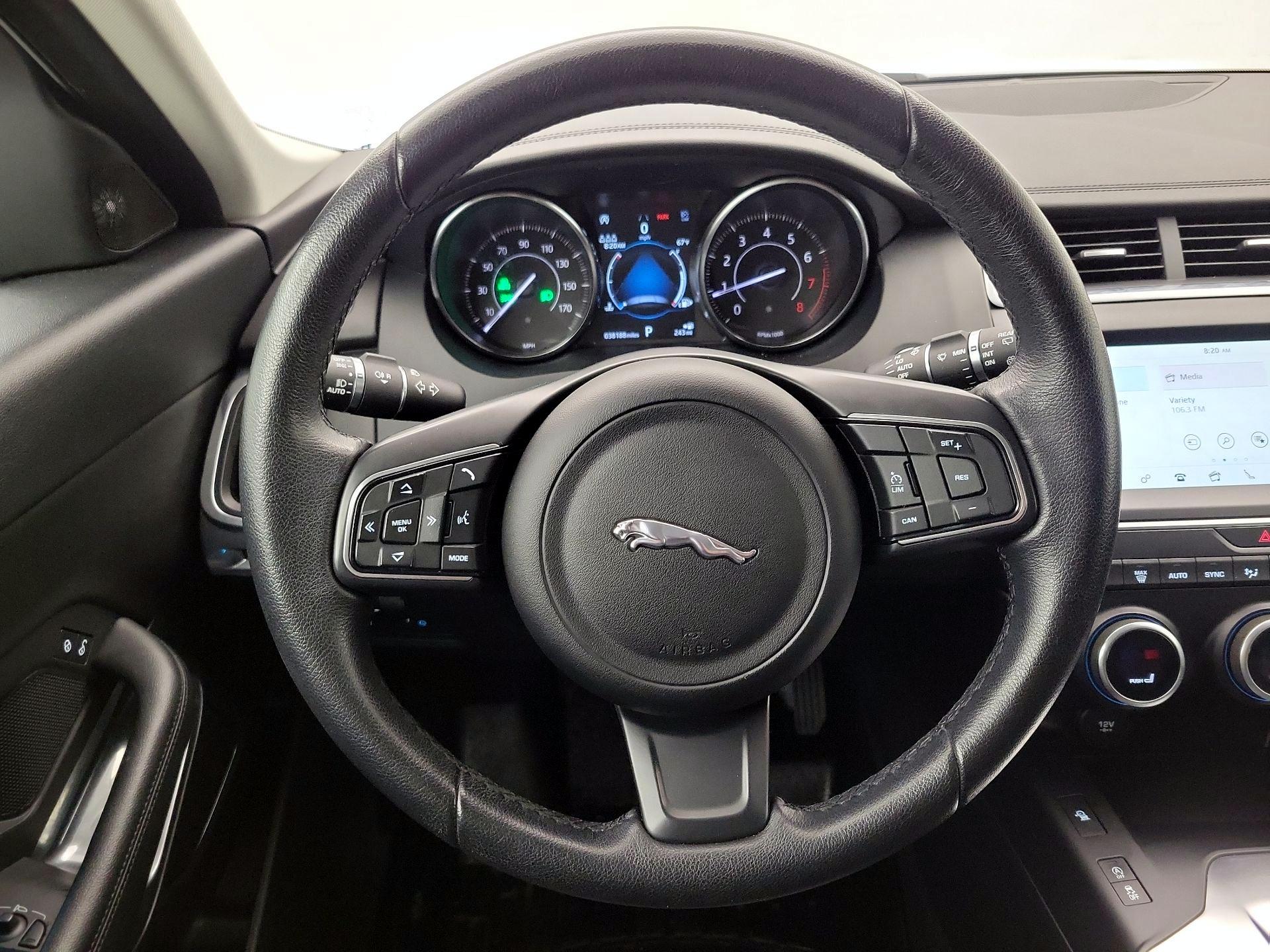 Thumbnail: 2020 Jaguar E-Pace - 10