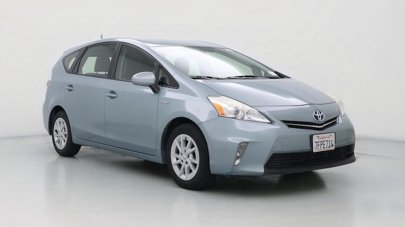 2014 Toyota Prius v Two Hero Image