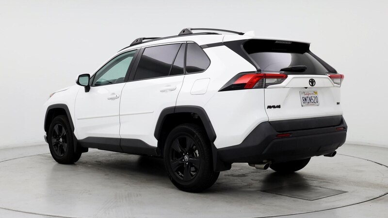 2019 Toyota RAV4 XLE 2