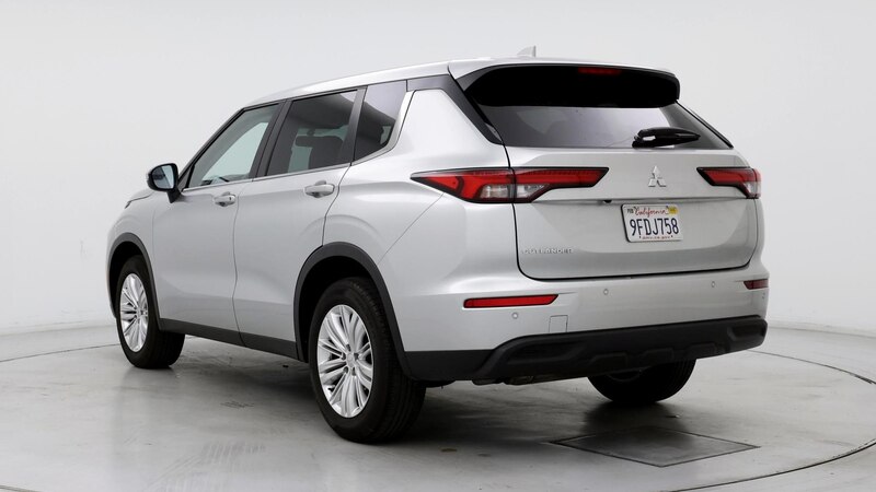 2023 Mitsubishi Outlander ES 2