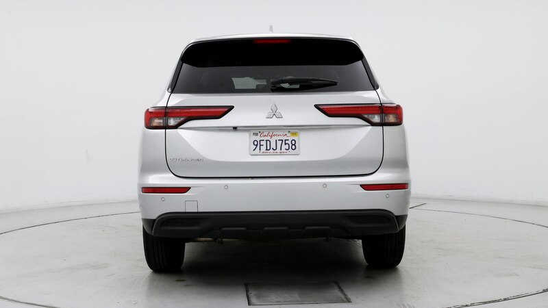 2023 Mitsubishi Outlander ES 6