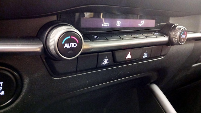 2022 Mazda Mazda3 Select 16