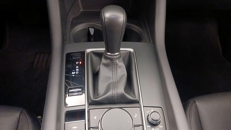 2022 Mazda Mazda3 Select 17