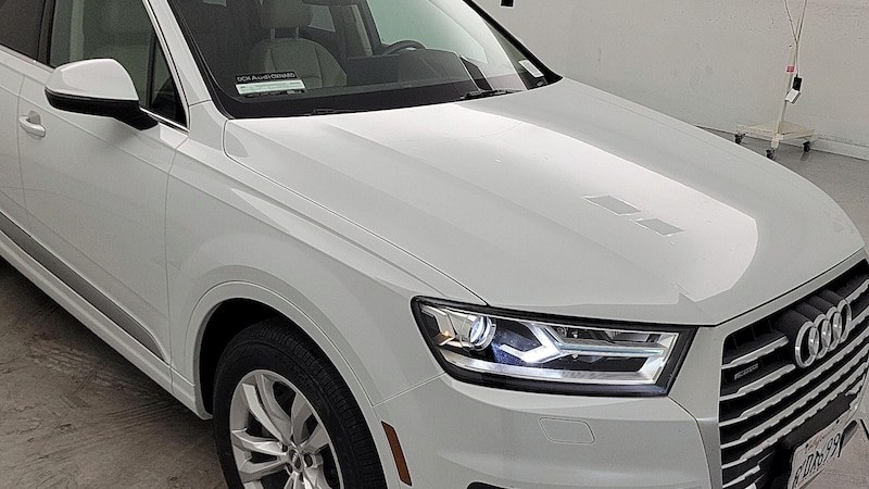 2019 Audi Q7 Premium Hero Image