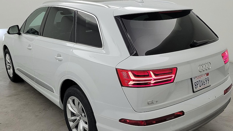 2019 Audi Q7 Premium 7