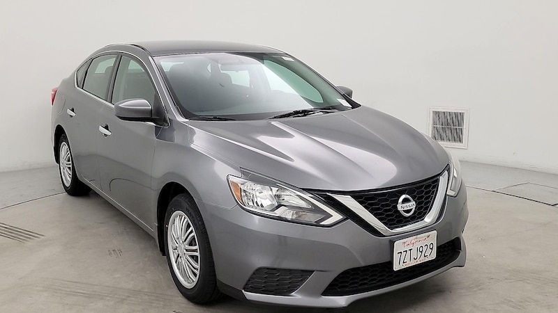 2017 Nissan Sentra SV Hero Image