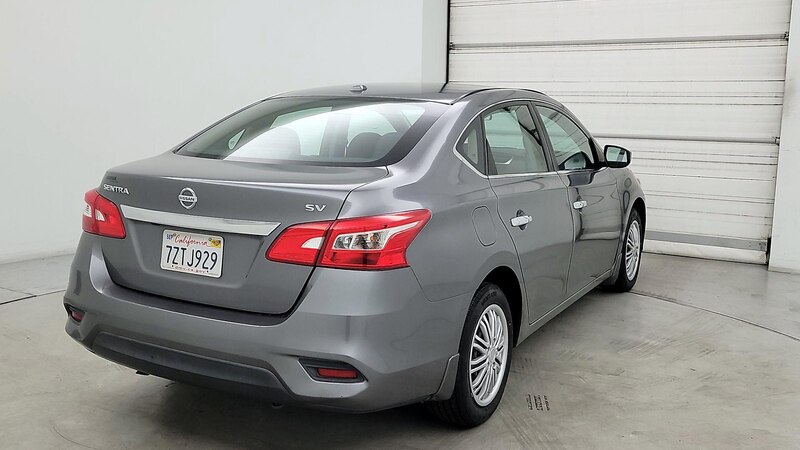 2017 Nissan Sentra SV 5