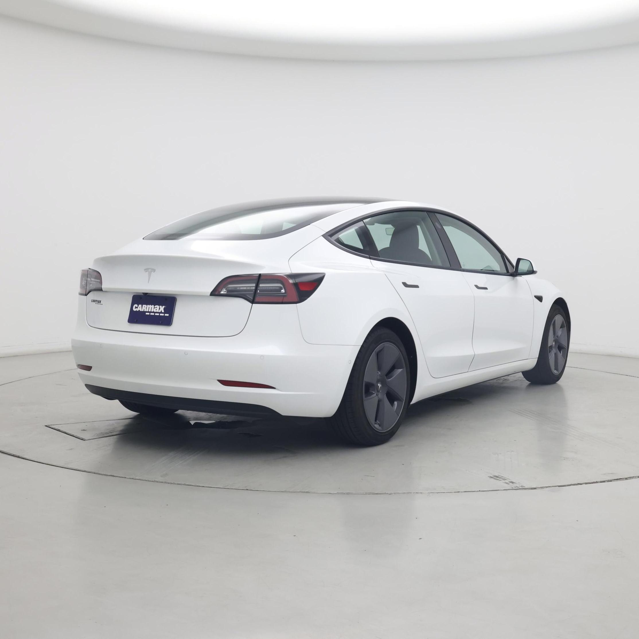 Thumbnail: 2021 Tesla Model 3 - 8