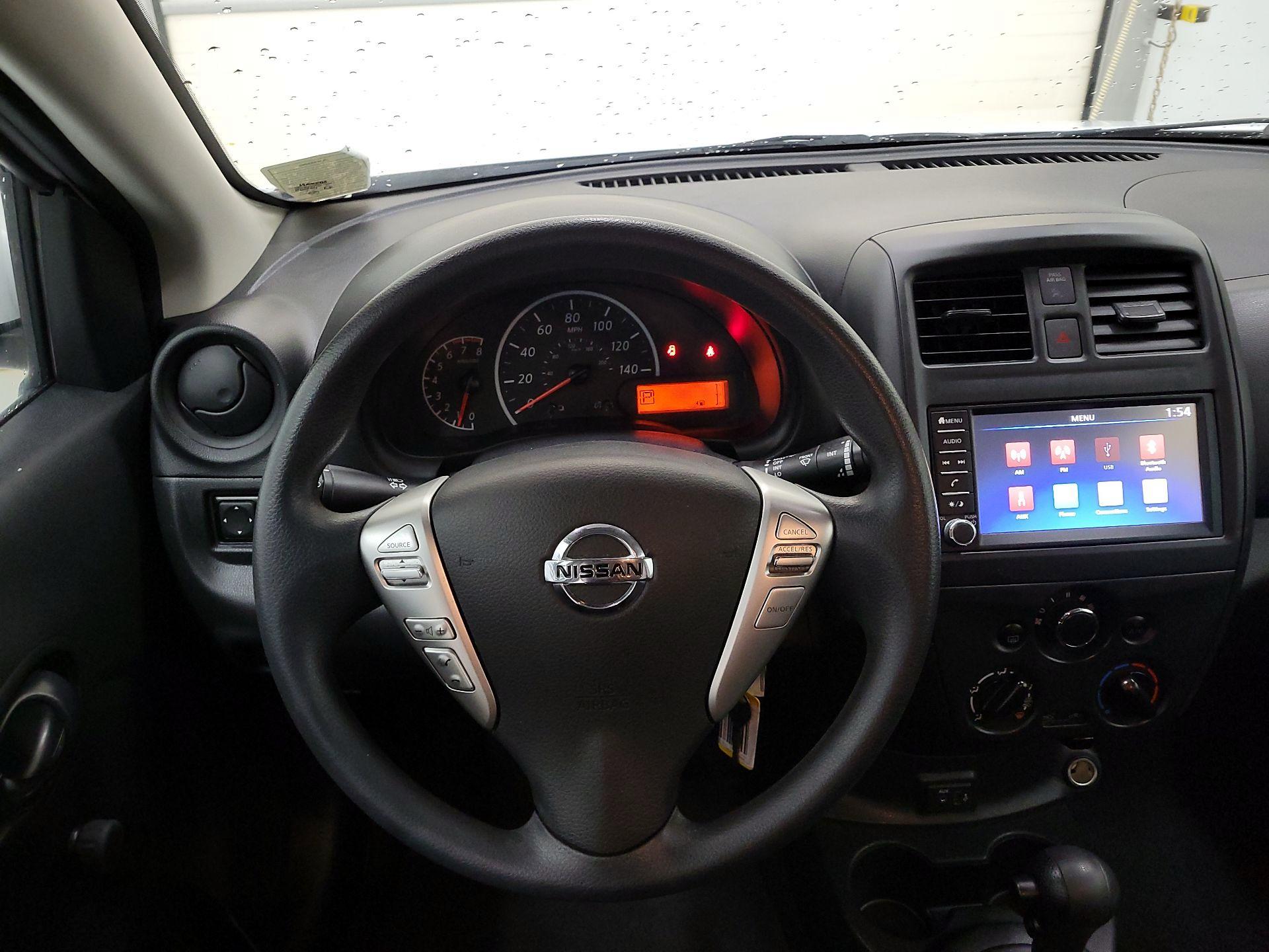Thumbnail: 2019 Nissan Versa - 10