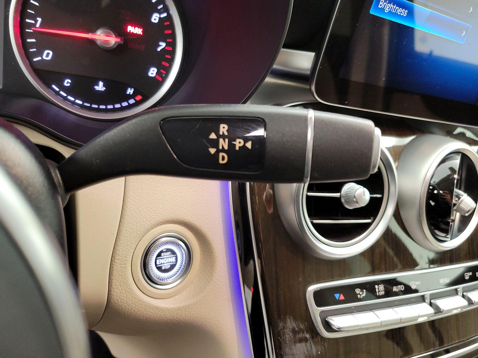 Thumbnail: 2020 Mercedes-Benz GLC - 17