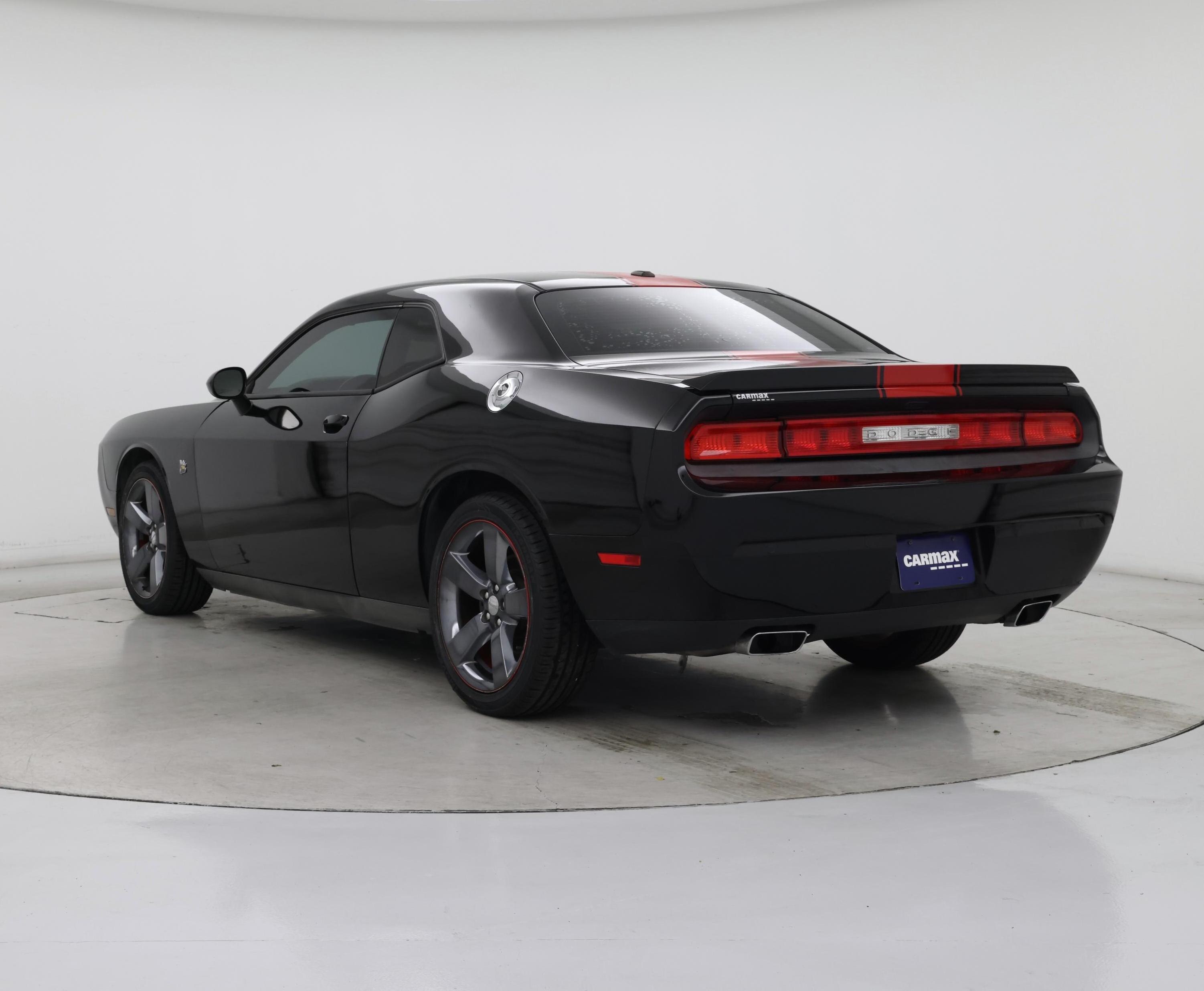 Thumbnail: 2013 Dodge Challenger - 2