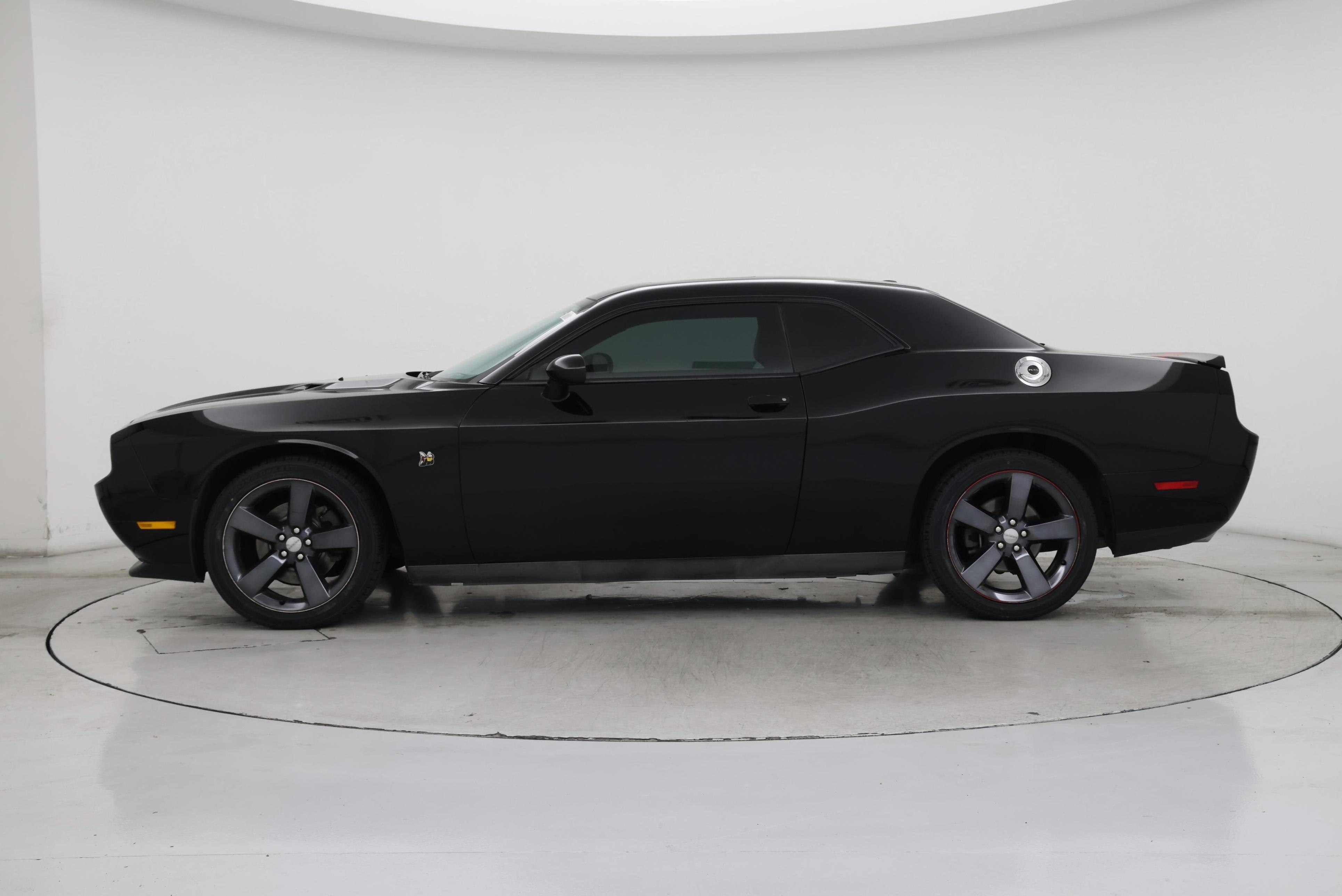 Thumbnail: 2013 Dodge Challenger - 3