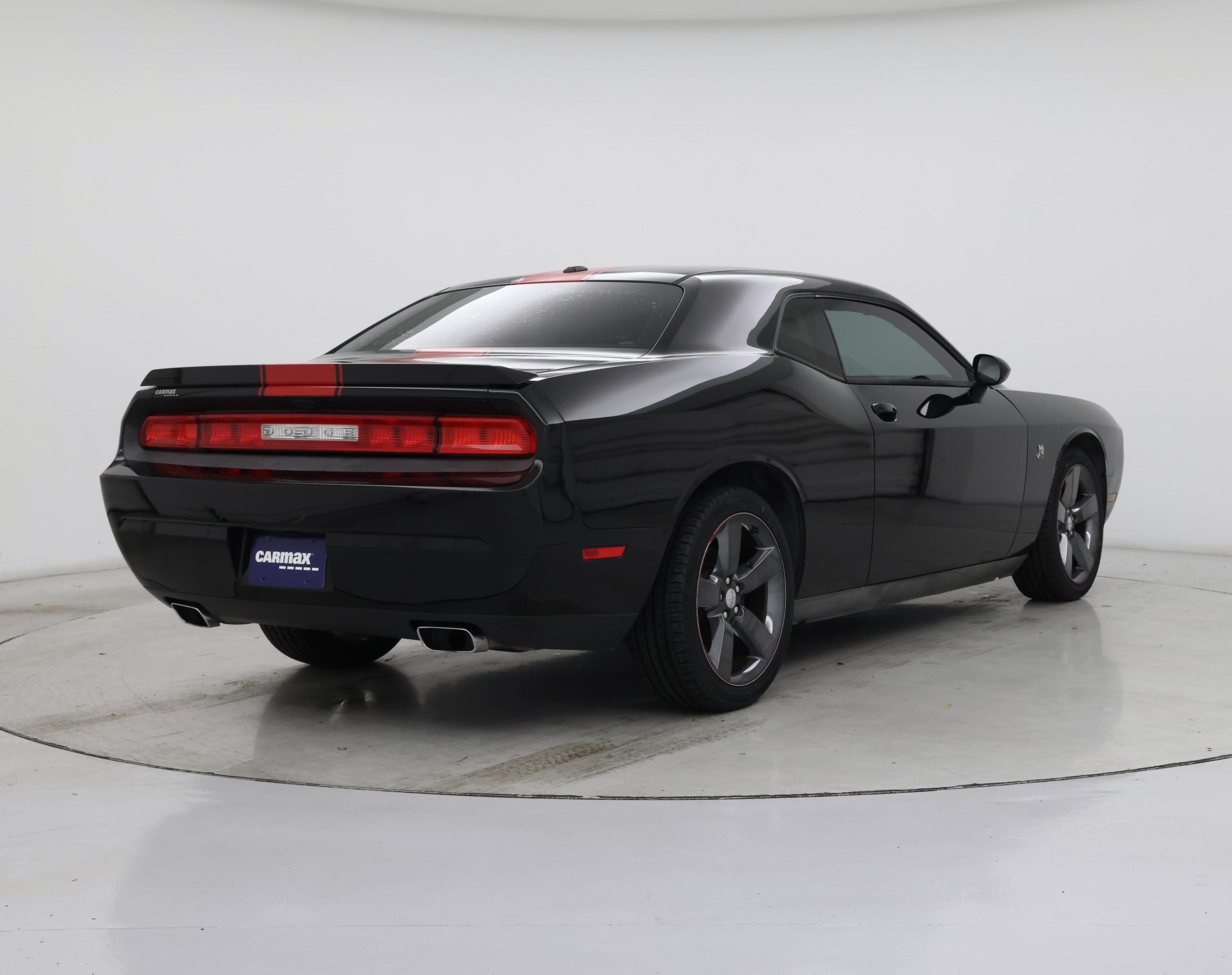 Thumbnail: 2013 Dodge Challenger - 8