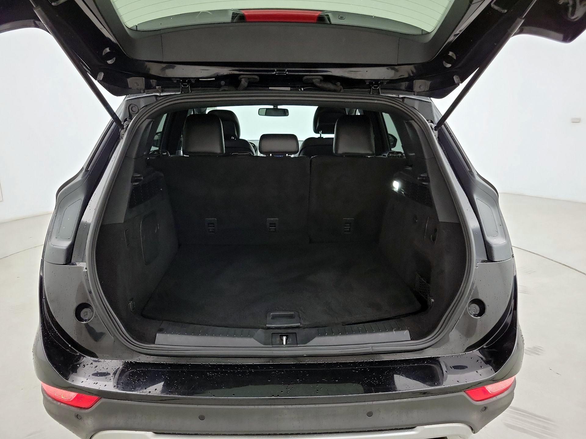 Thumbnail: 2016 Lincoln MKC - 20