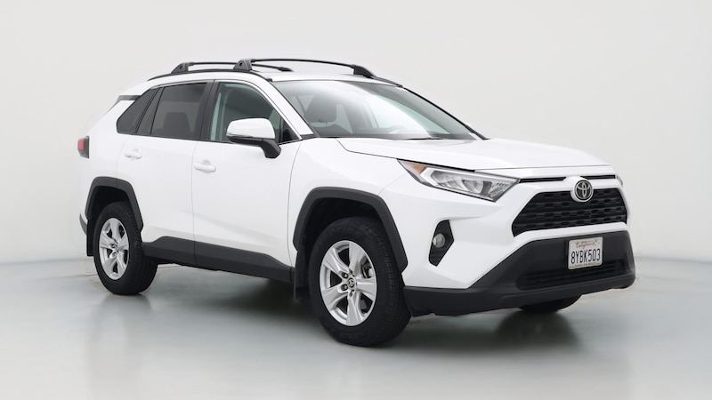 2021 Toyota RAV4 XLE Hero Image