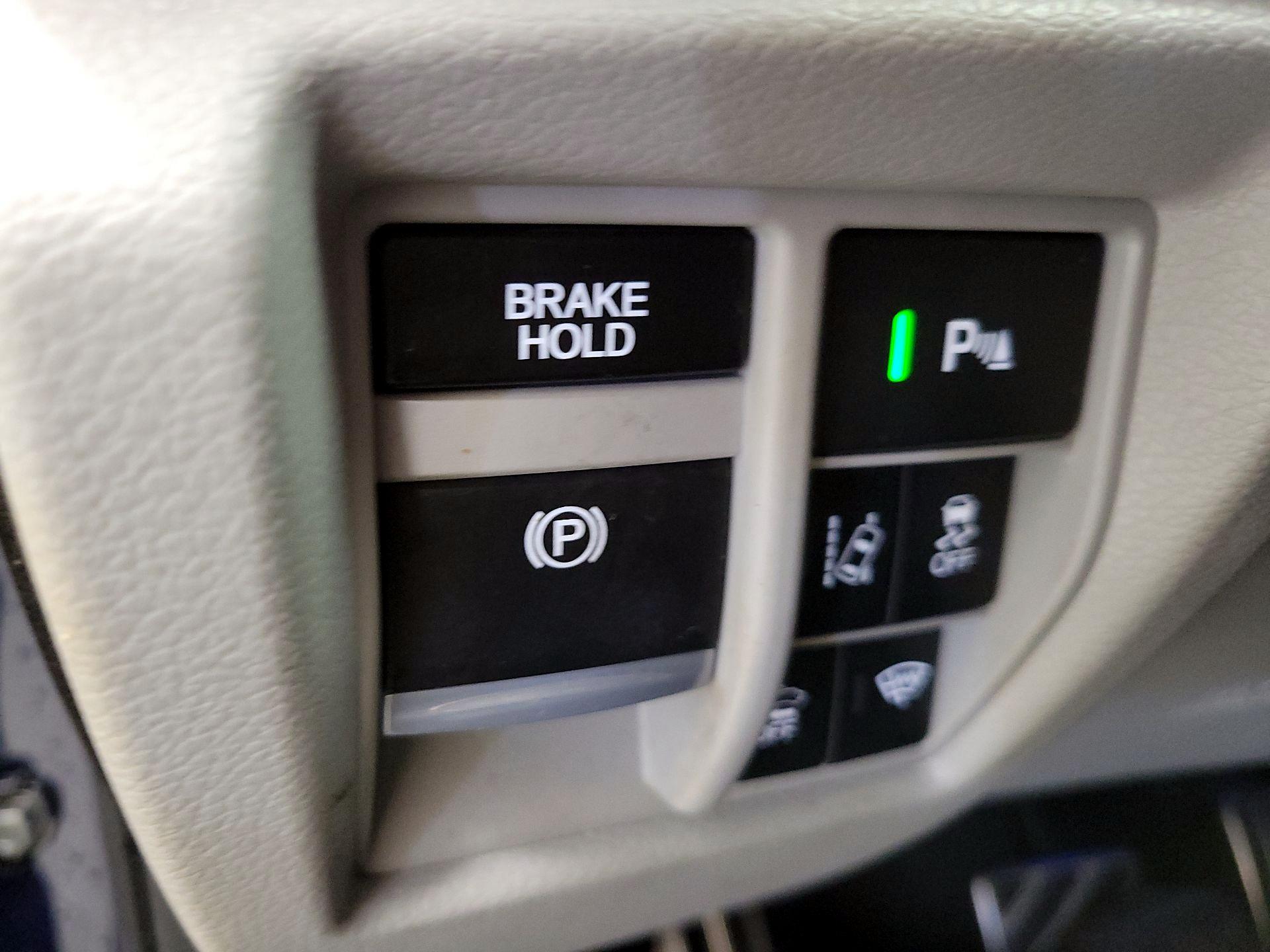 Thumbnail: 2018 Acura MDX - 13